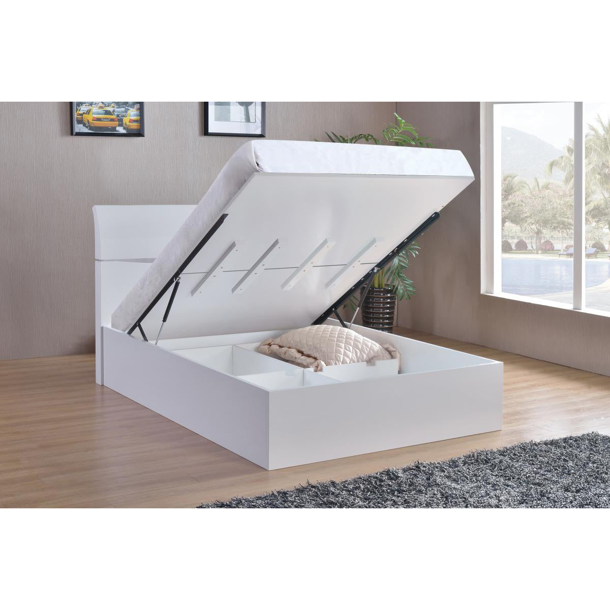 Algustus High gloss bed